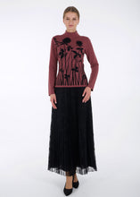 Load image into Gallery viewer, Merino wool jacquard knit top, meadow, renaissance rose