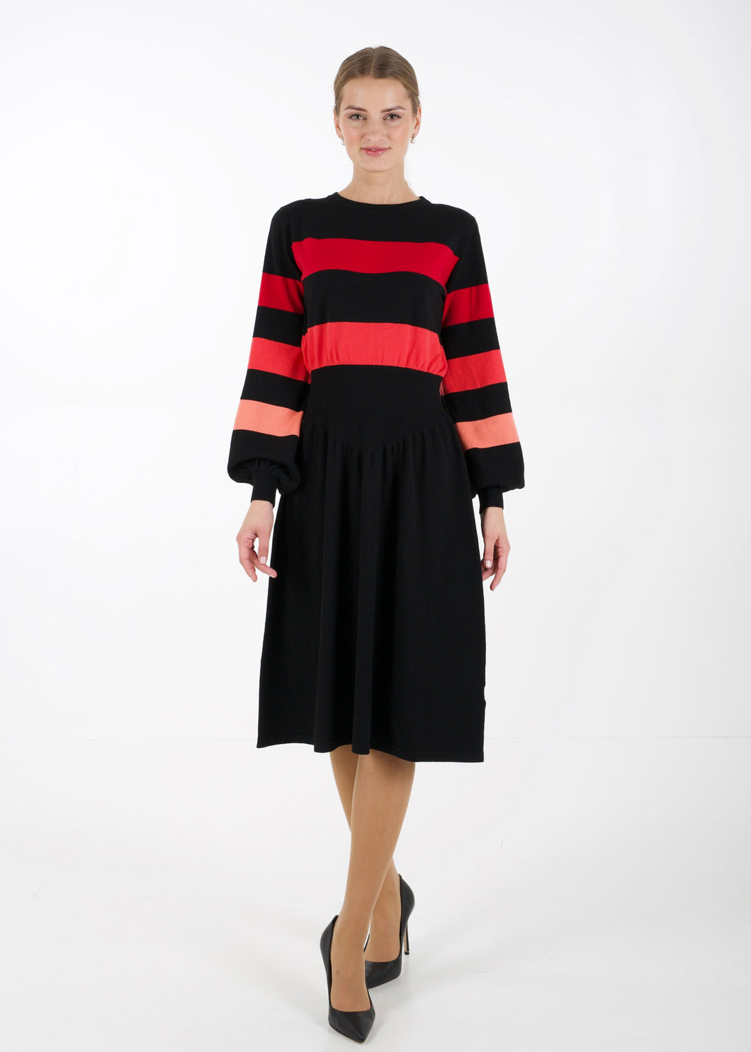 Bell sleeve striped knit dress, black/red