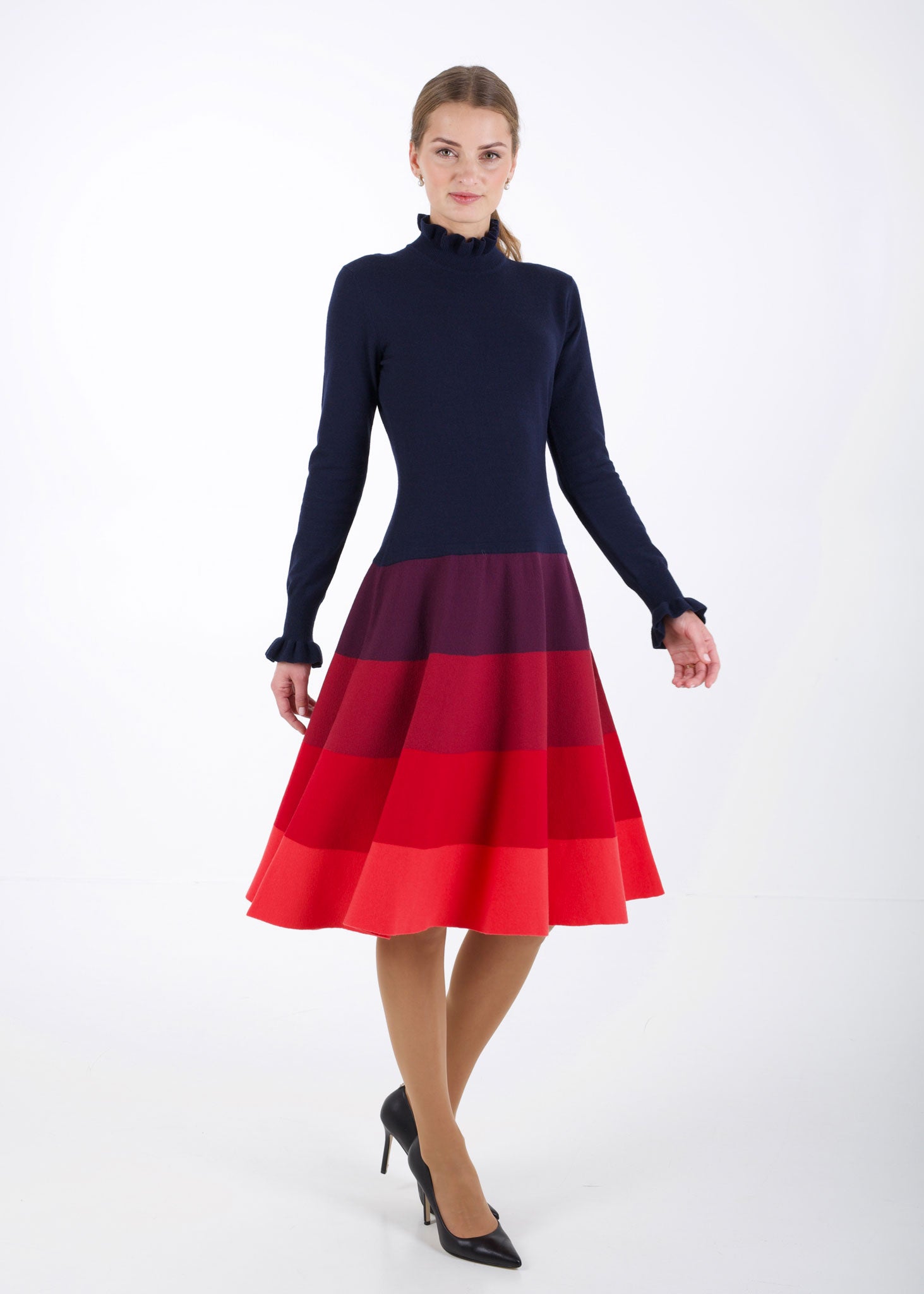 Gradient knit dress, midnight blue to poppy red - perfect winter dress Arctic Affair Gradient knit dress, midnight blue to poppy red - perfect winter dress Arctic Affair